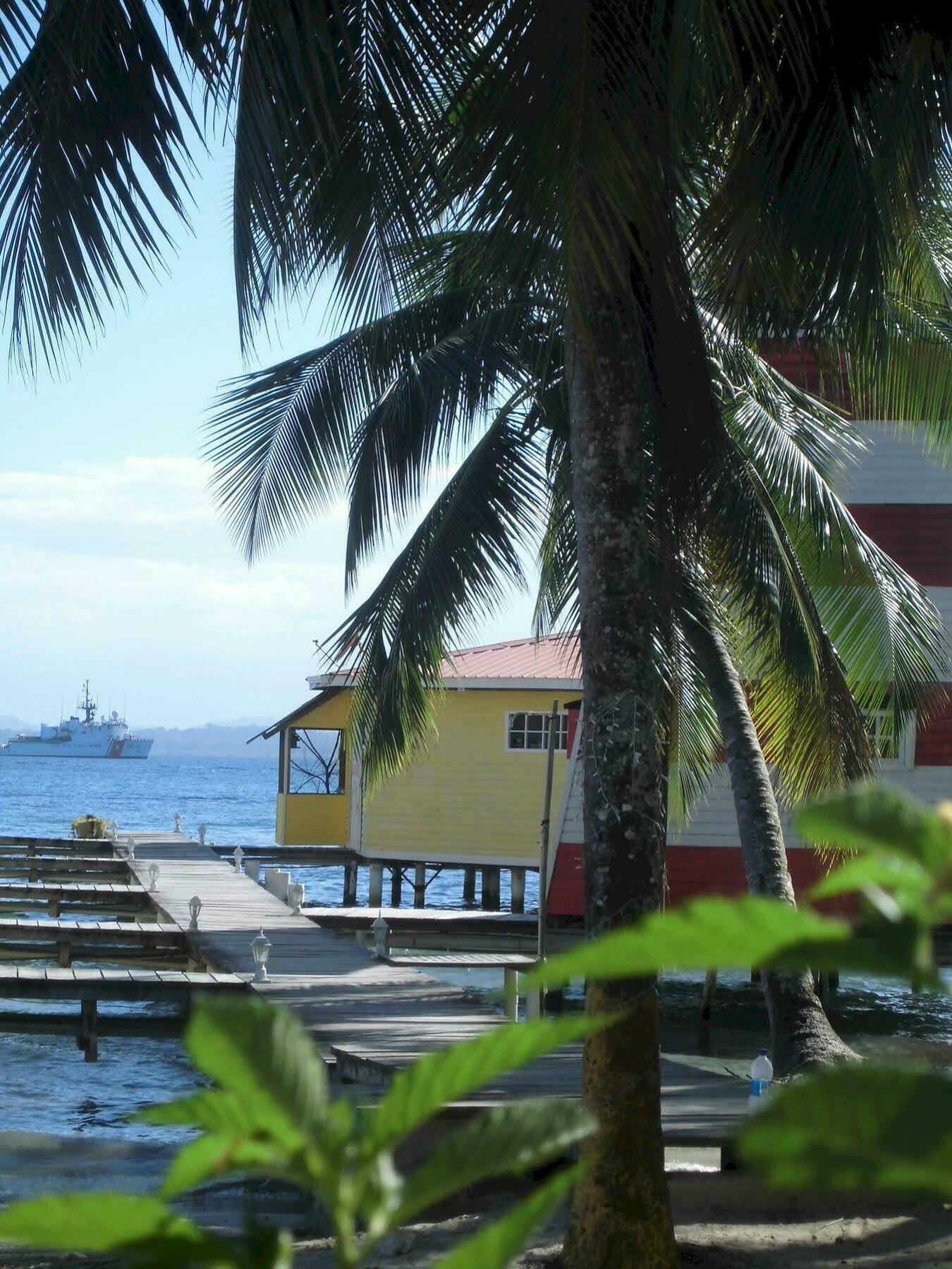 Kevin Kondos Bocas del Toro Exterior foto